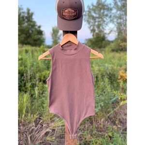 Gypsy + Jade Brown Ribbed Mock Neck Sleeveless Bodysuit L/XL Brown Bodysuit
